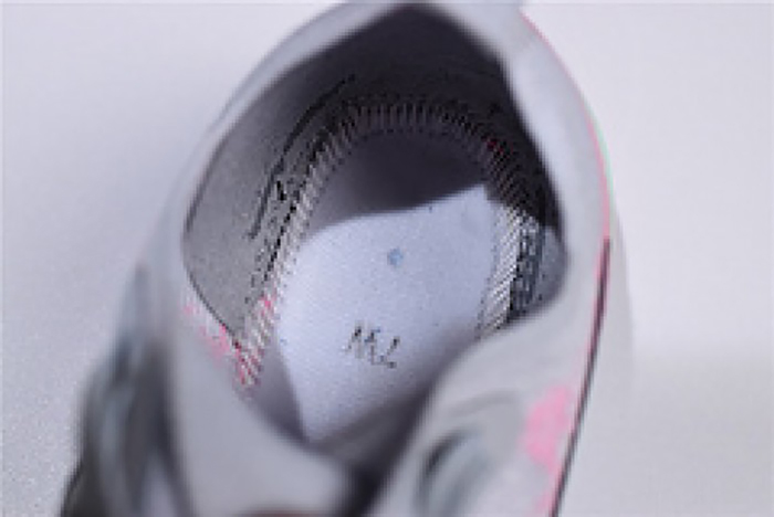 NIKE EPIC REACT FLYKNIT PURE PLATINUM  womens  AQ0067-007