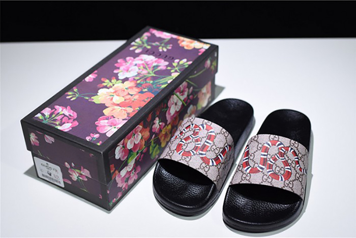 GUCCI Leather SLIDE SANDAL with SNAKE