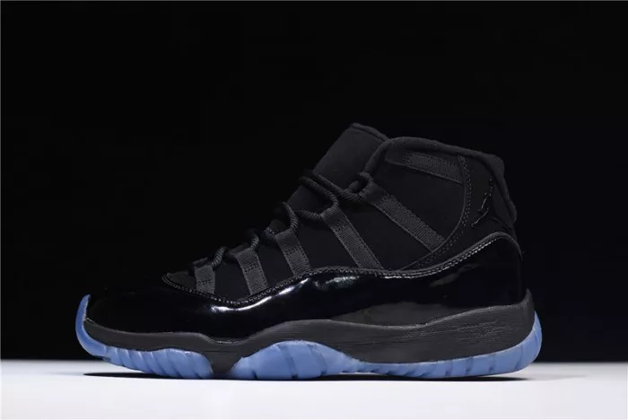 Air Jordan 11 Cap and Gown black  378037-005