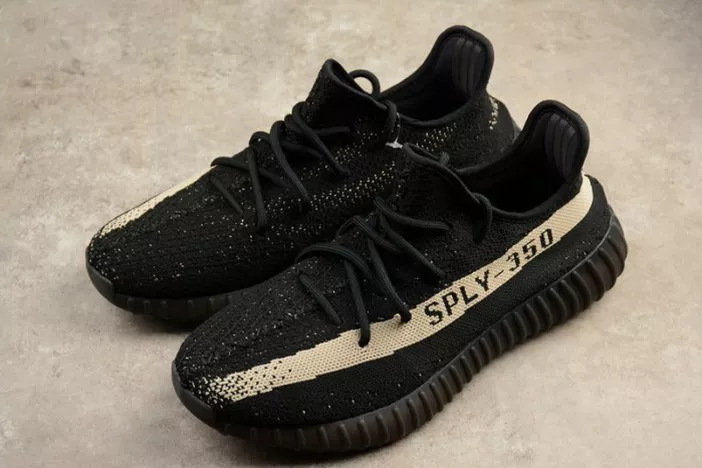 adidas Yeezy Boost 350 V2 Oreo White Black BY1604