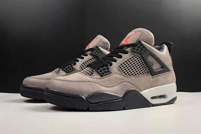 Air Jordan 4 Retro  DB0732 200