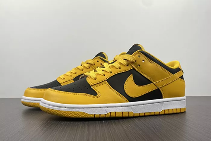 Nike Dunk Low Takes on a Familiar Goldenrod” Colorwa DD1391-004
