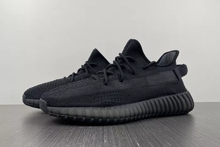 Yeezy 350 V2 adidas Yeezy Boost 350 V2 Onyx HQ4540