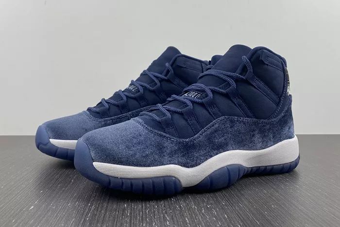 Air Jordan 11 wmns  AR0715-441