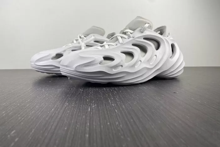 adidas Yeezy ADIFOM Q HP9584