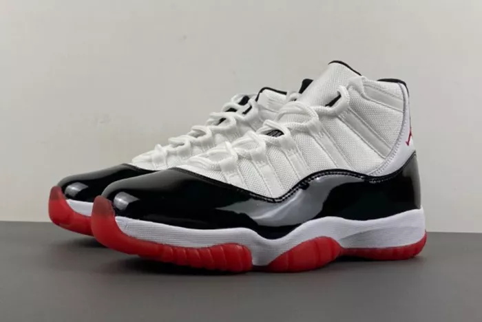 Air Jordan 11  CT8012-106
