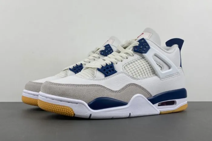 Nike SB x Air Jordan 4 Navy 2025 newest DR5415-100