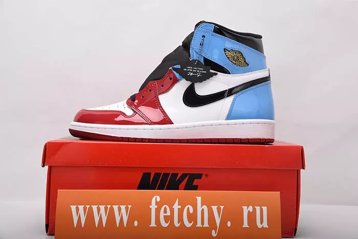 JORDAN 1 RETRO HIGH FEARLESS UNC CHICAGO - CK5666-100